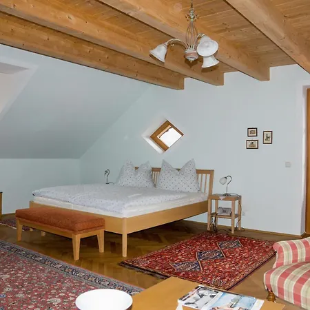 Frühstückspension Schweizerhof Am Altmünster