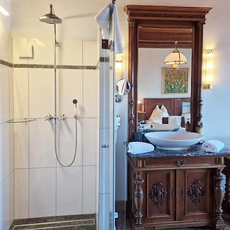 Schweizerhof Am 3*