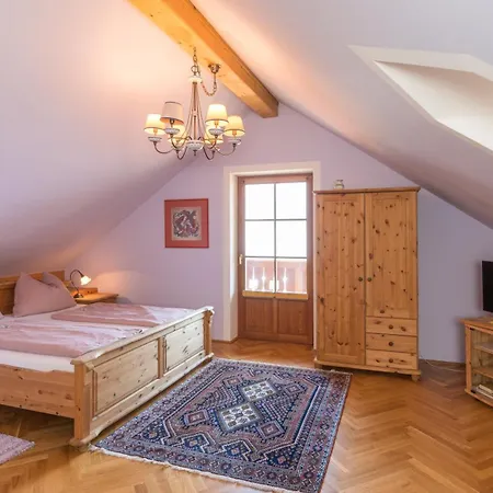 Bed & Breakfast Schweizerhof Am Altmünster